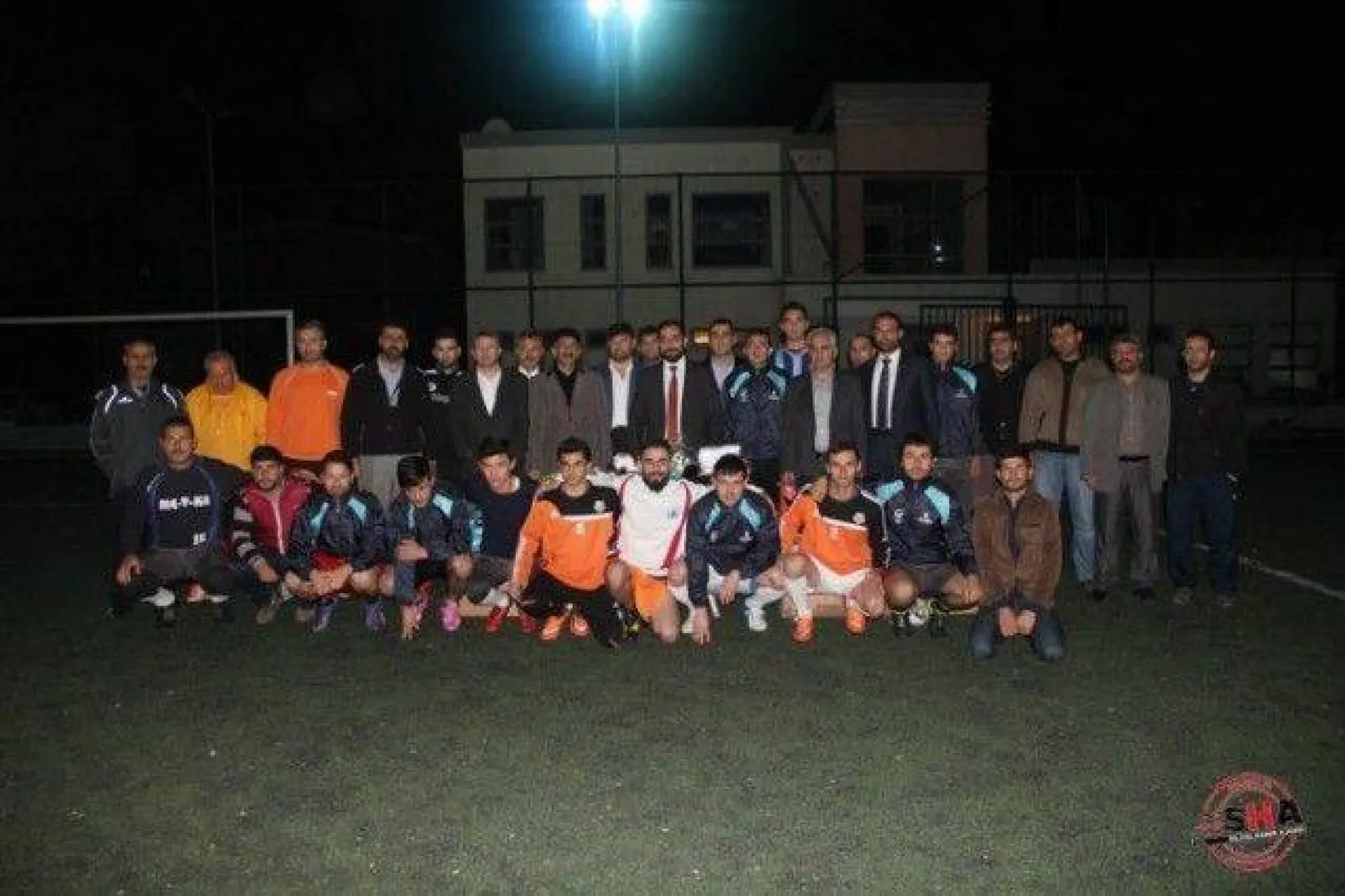 AK Parti'den Spor Kulüplerine Malzeme Desteği