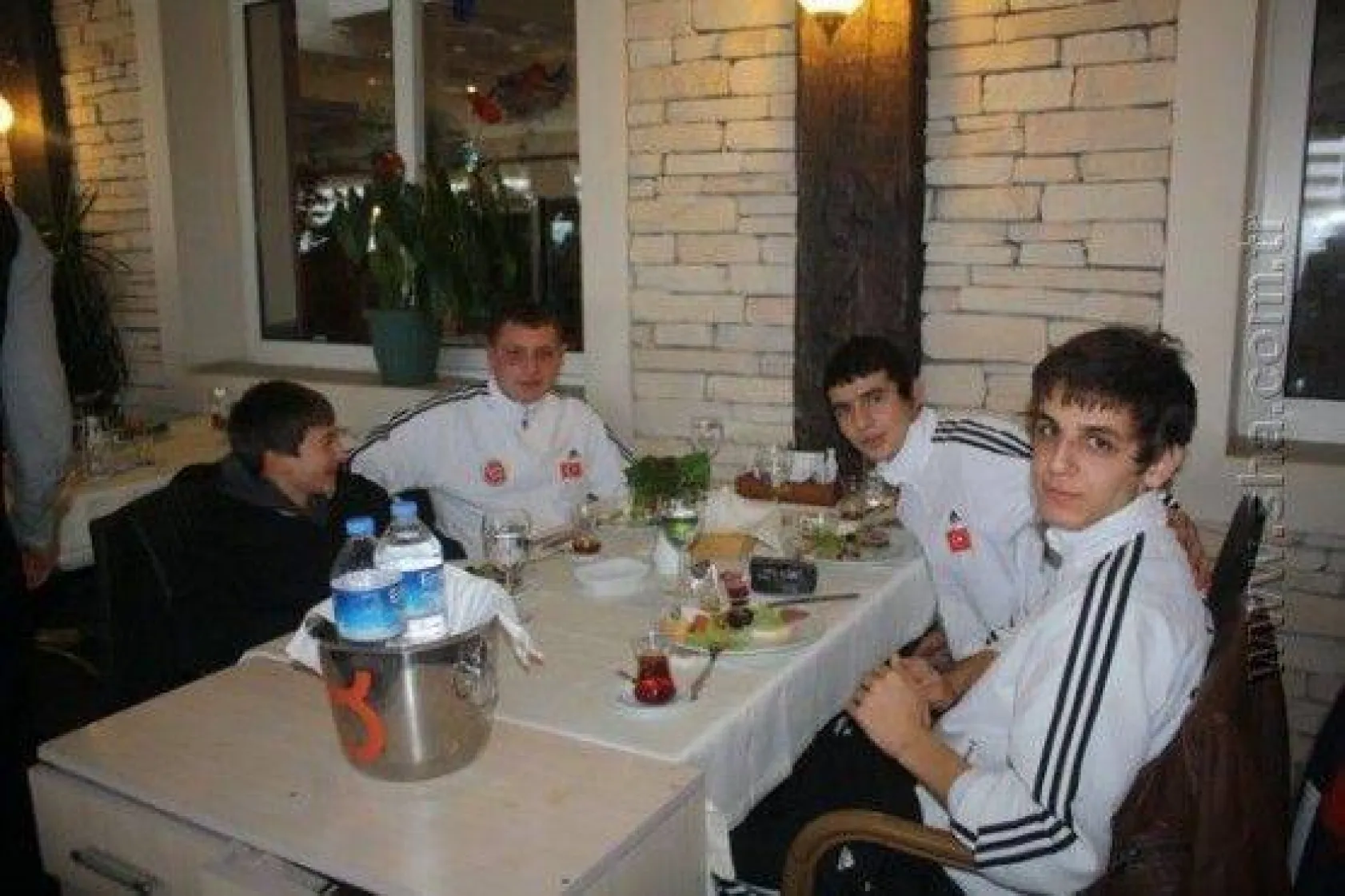 Ak Parti Taekwondocularla Buluştu