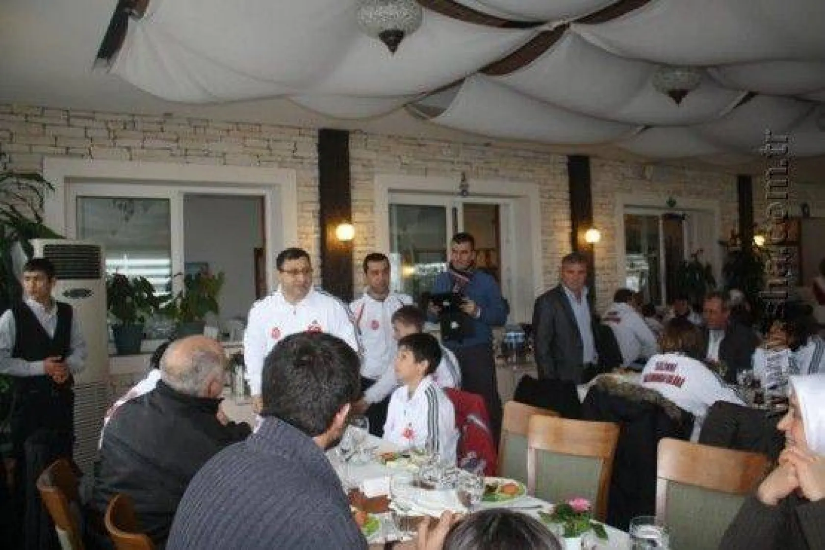 Ak Parti Taekwondocularla Buluştu