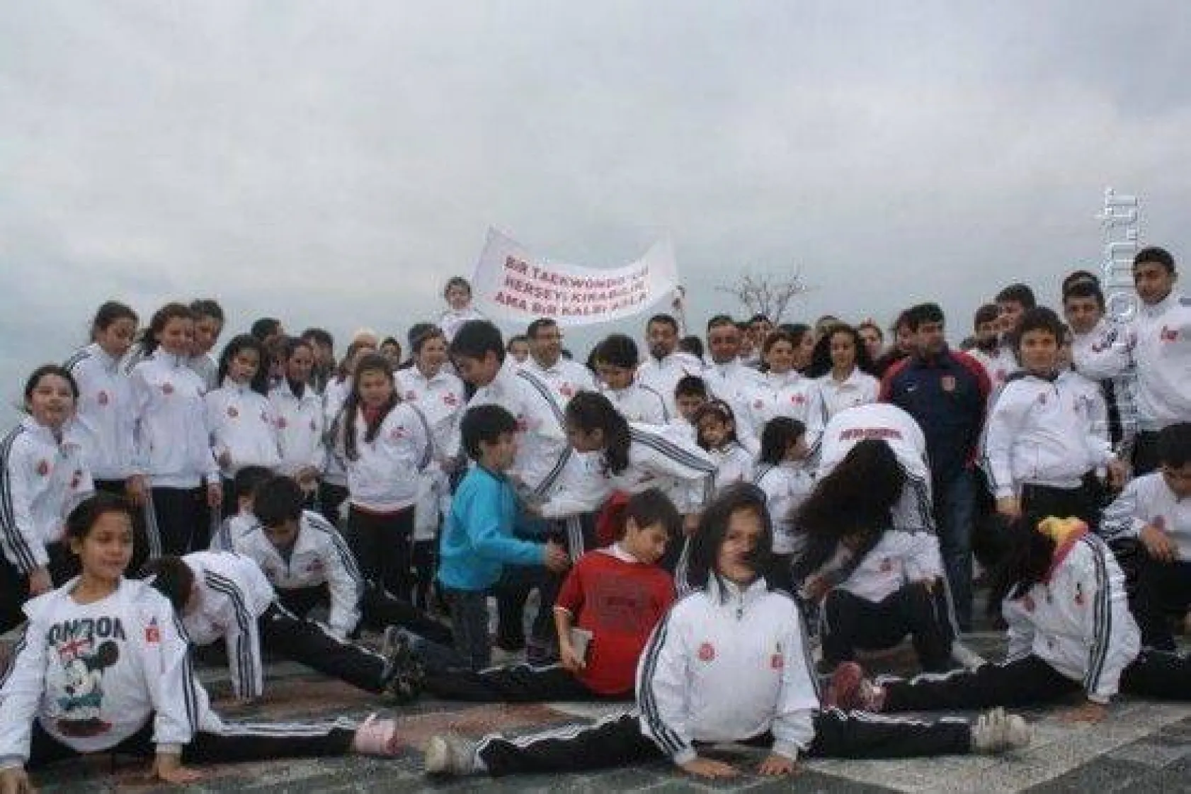 Ak Parti Taekwondocularla Buluştu