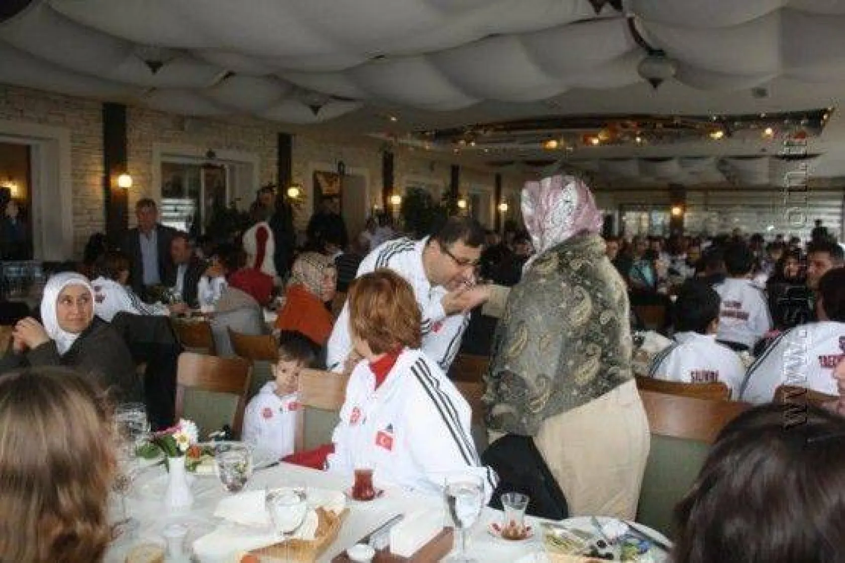 Ak Parti Taekwondocularla Buluştu