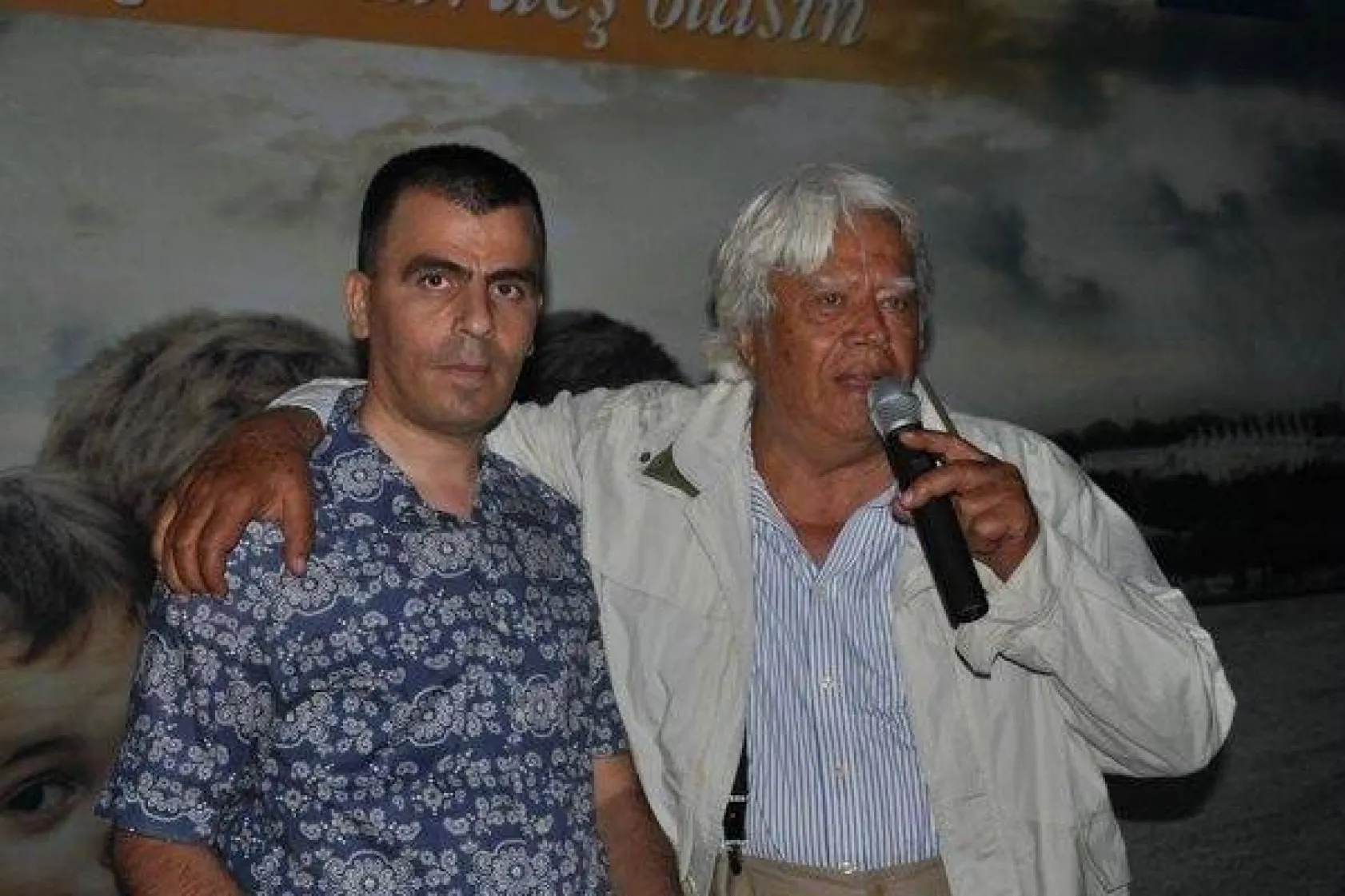 Cüneyt Arkın Danamandıra İftarındaydı