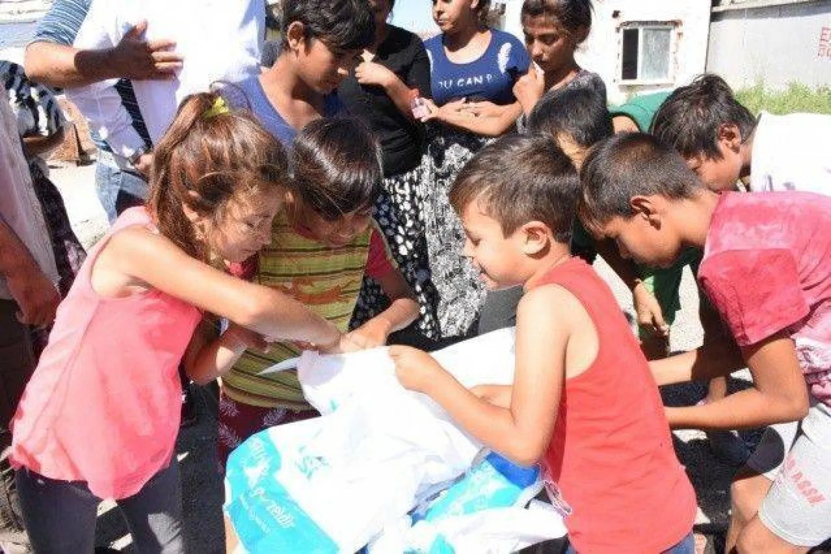 Başkan Yılmaz'dan 22 Bin Çocuğa Bayramlık