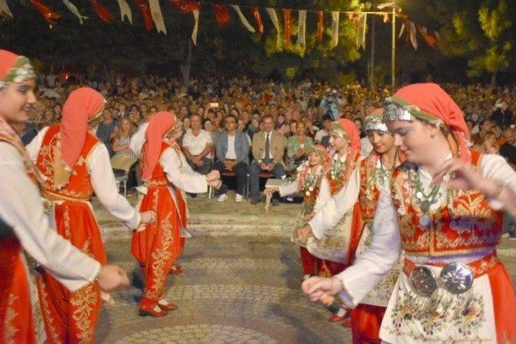 Domates Festivali'nde Köy Pazarı Müjdesi