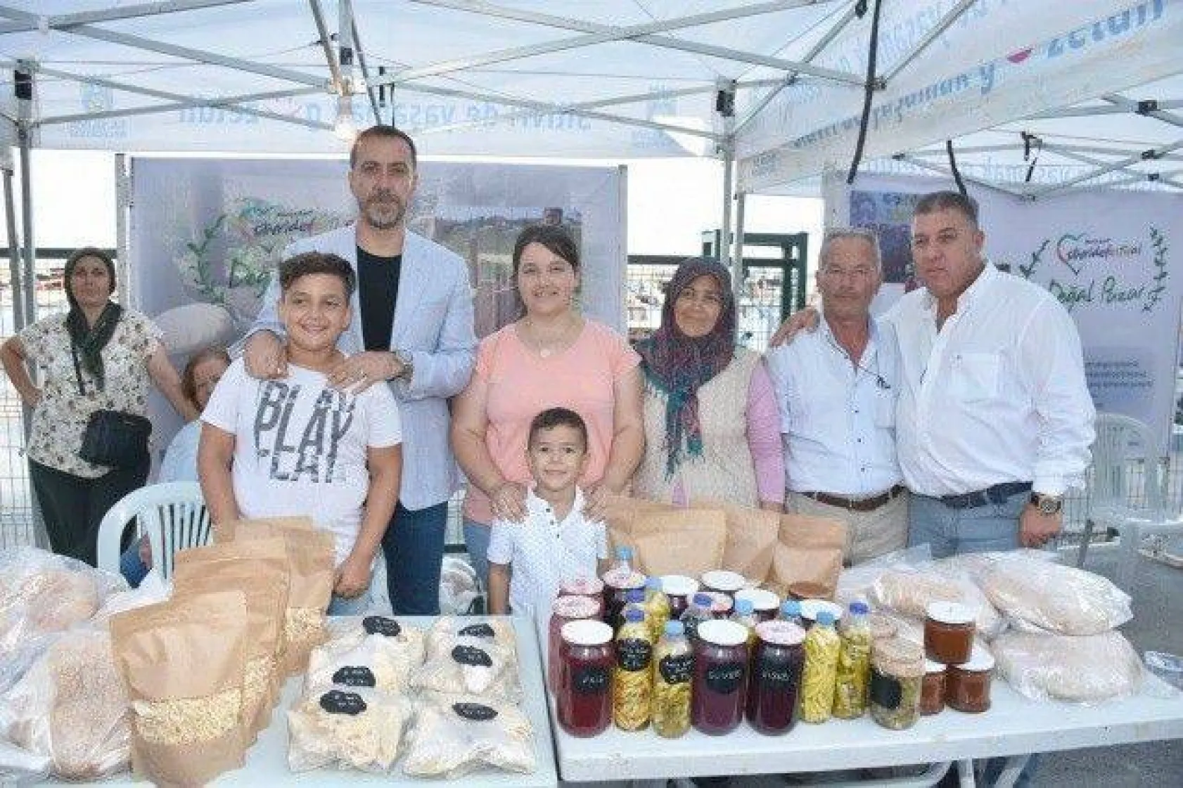 Silivri'de kavun ve bamya lezzetleri yarıştı