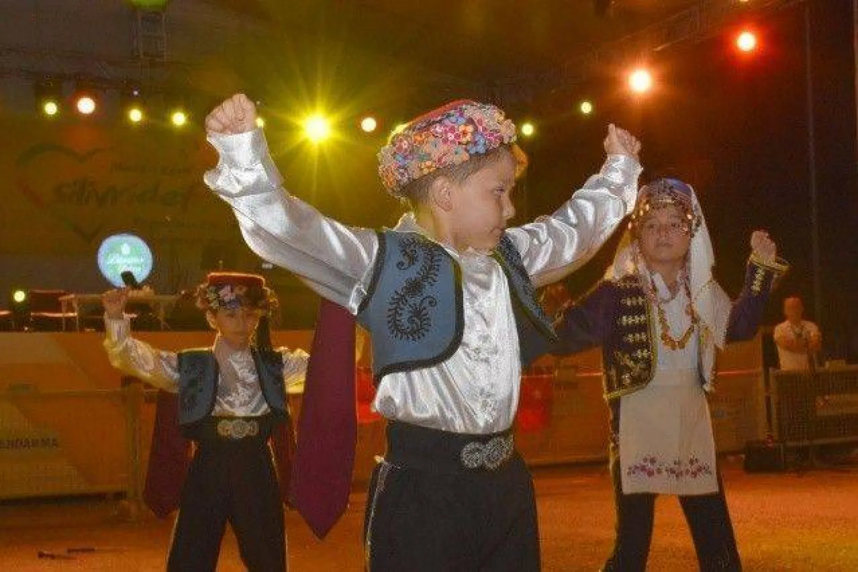 Silivri'de kavun ve bamya lezzetleri yarıştı