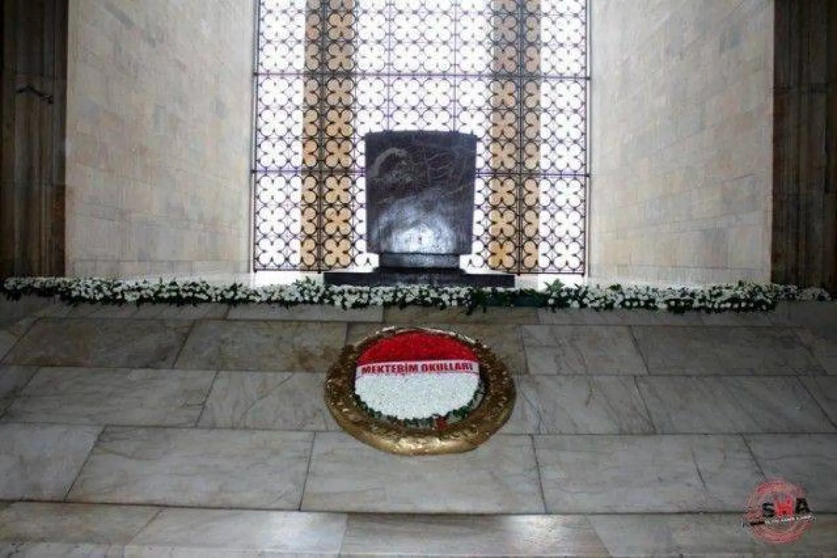 Mektebim, 2000 öğrencisiyle Ata'nın huzurunda