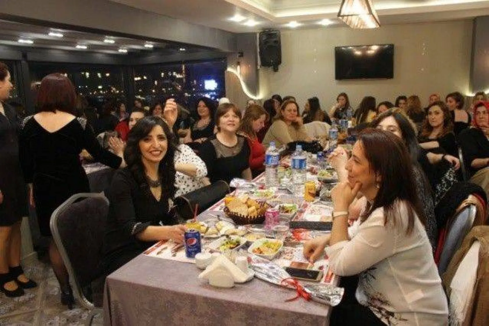 Piri Paşalı kadınlar doyasıya eğlendi [Foto Galeri]