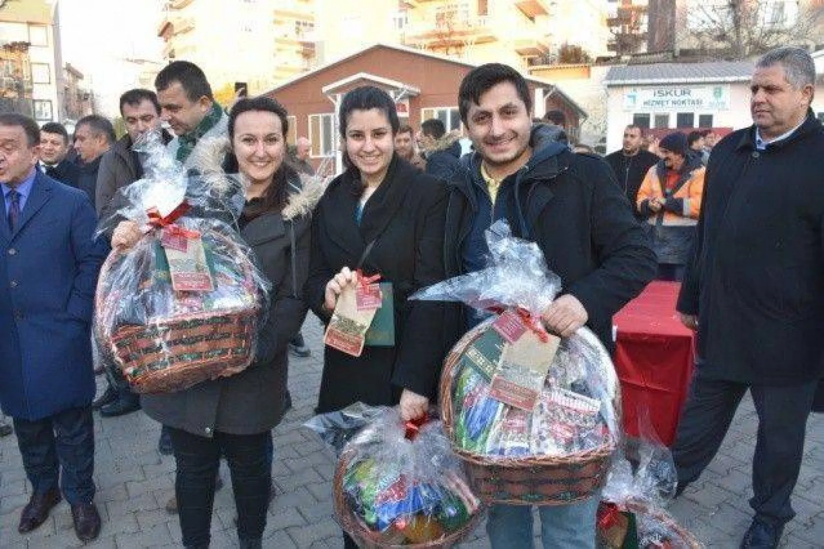 Işıklar: 'Benim Büyük Ailem, Sizlerle Gurur Duyuyorum'