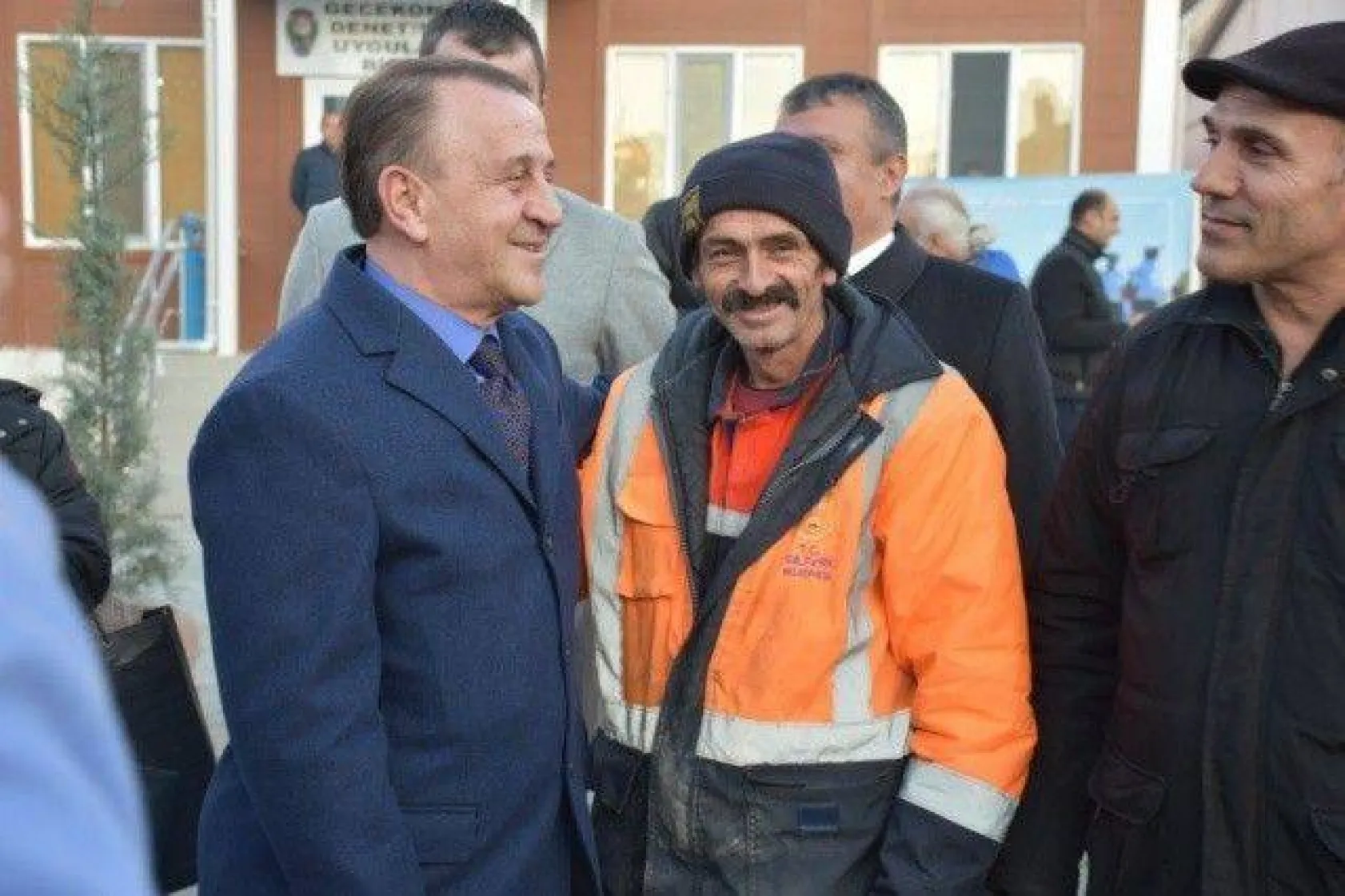 Işıklar: 'Benim Büyük Ailem, Sizlerle Gurur Duyuyorum'