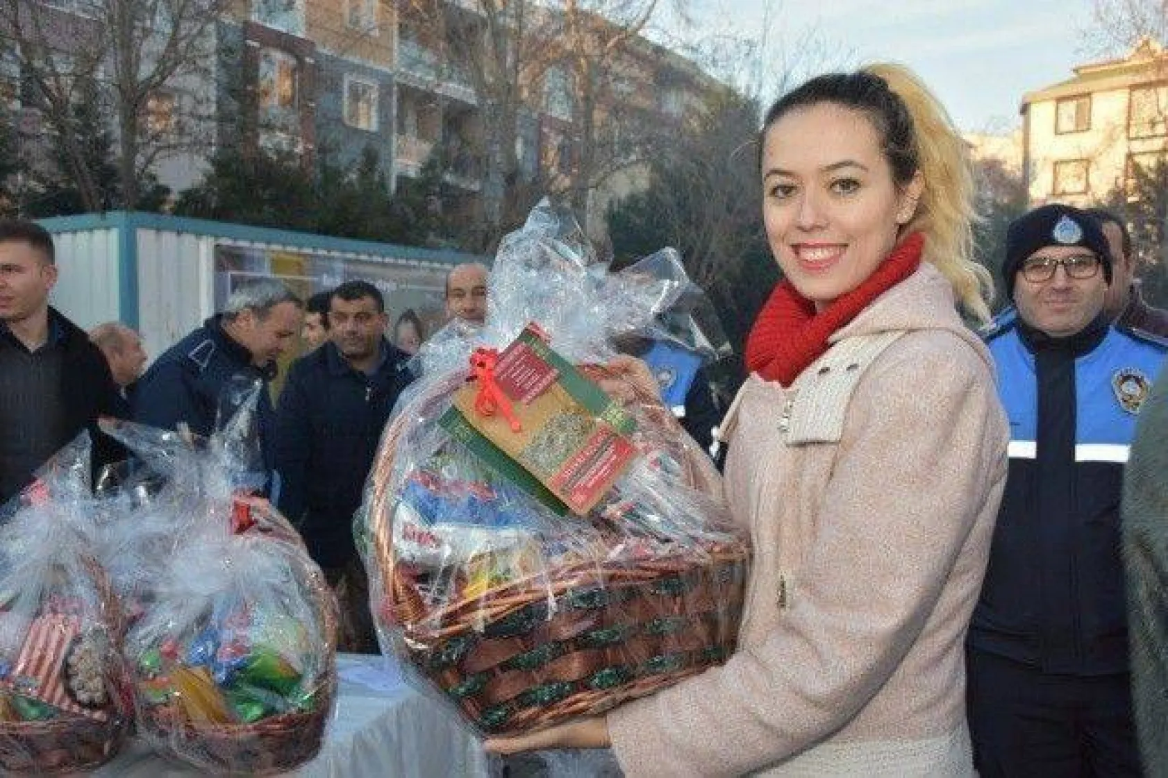 Işıklar: 'Benim Büyük Ailem, Sizlerle Gurur Duyuyorum'