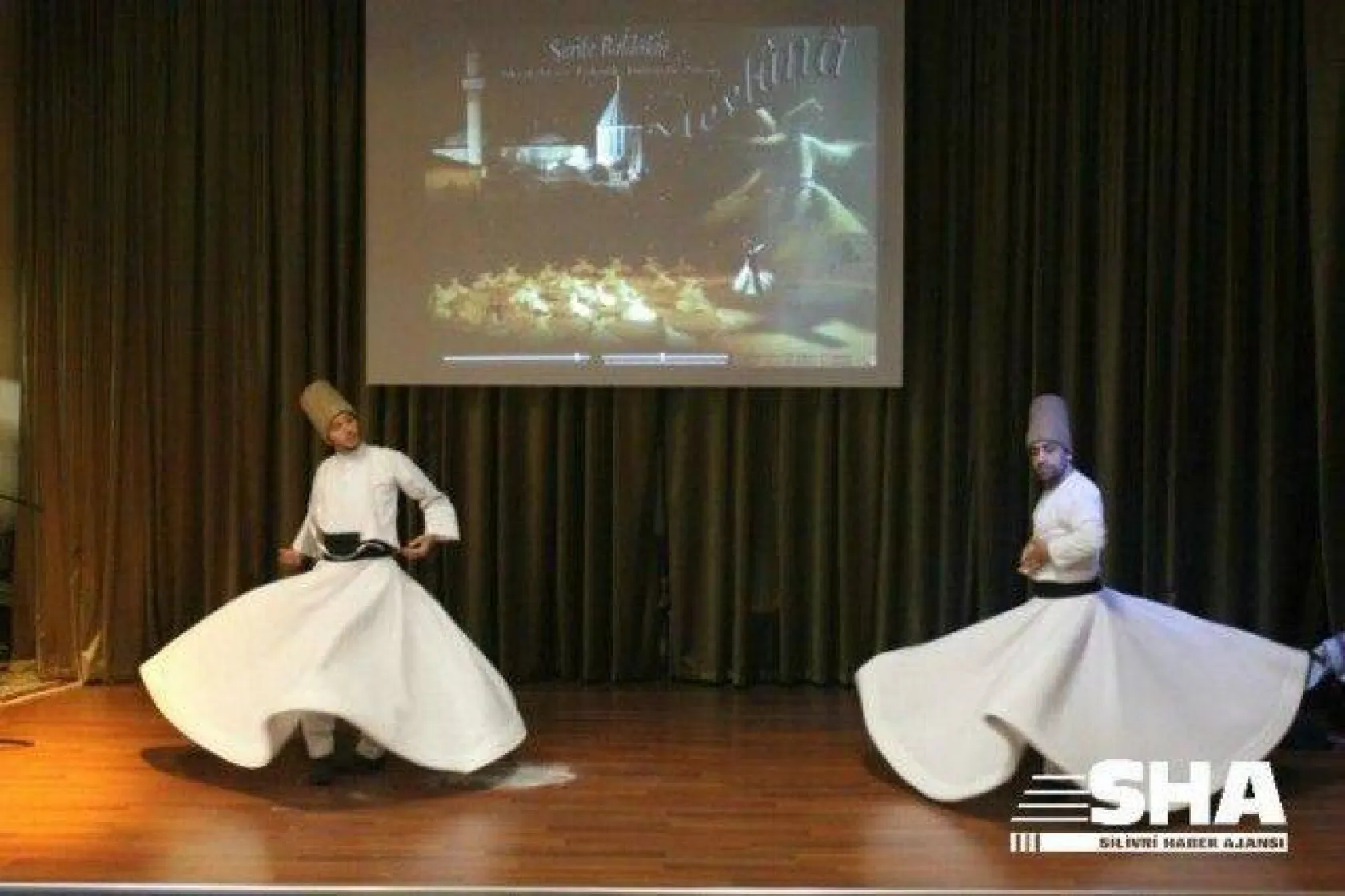 Mevlana'nın ezgileşen ruhu anıldı