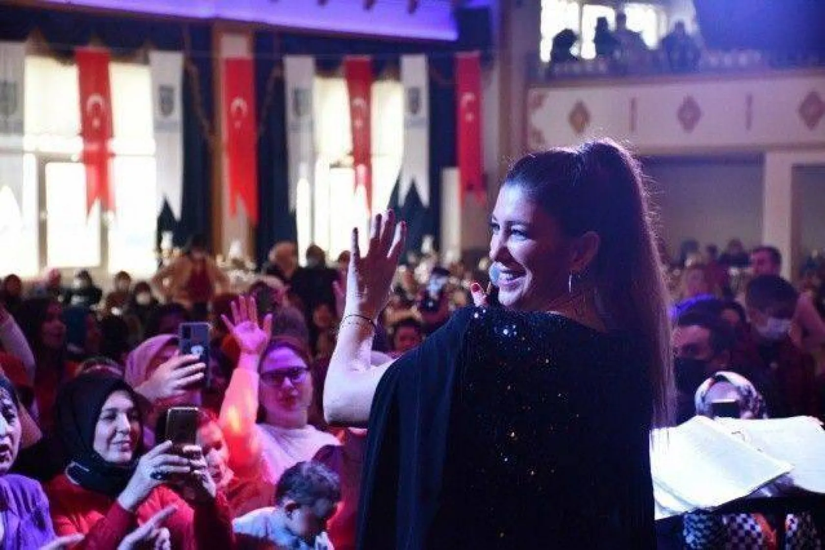 Silivrili Kadınlar Nadide Sultan ile Eğlendi