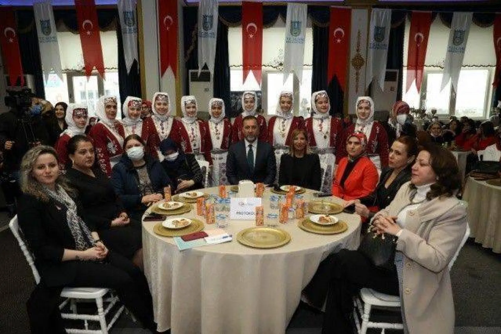 Silivrili Kadınlar Nadide Sultan ile Eğlendi