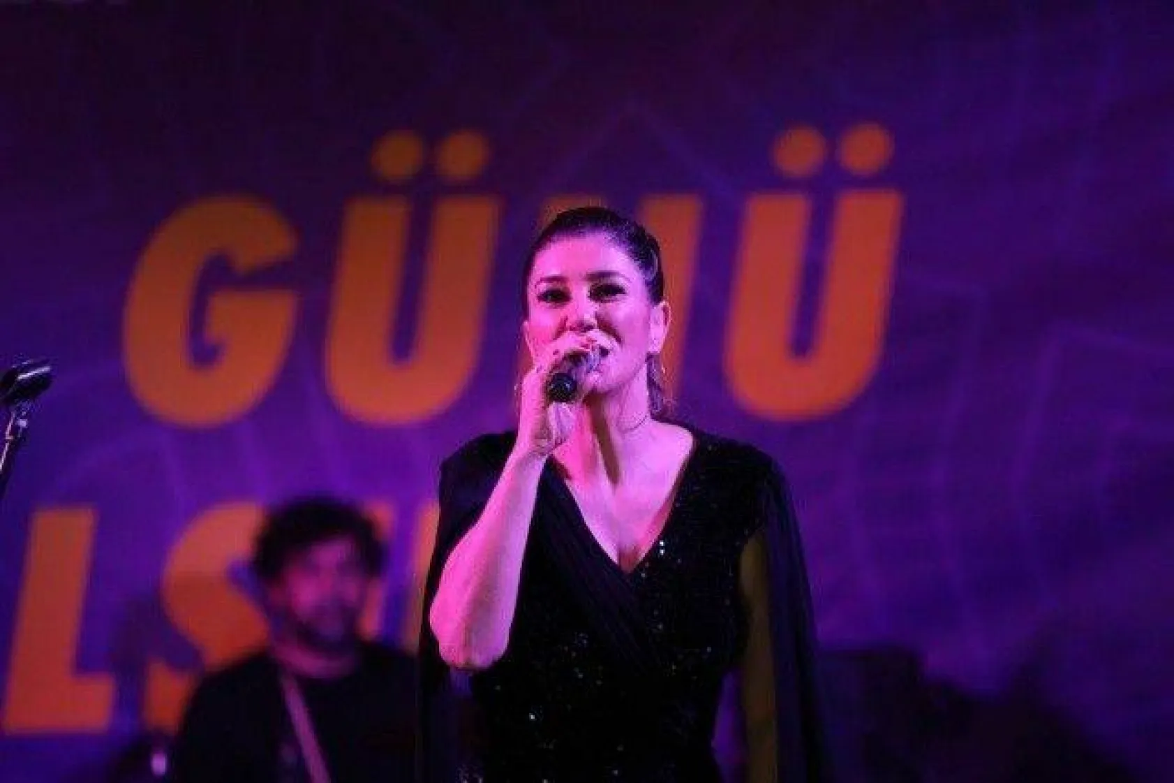 Silivrili Kadınlar Nadide Sultan ile Eğlendi