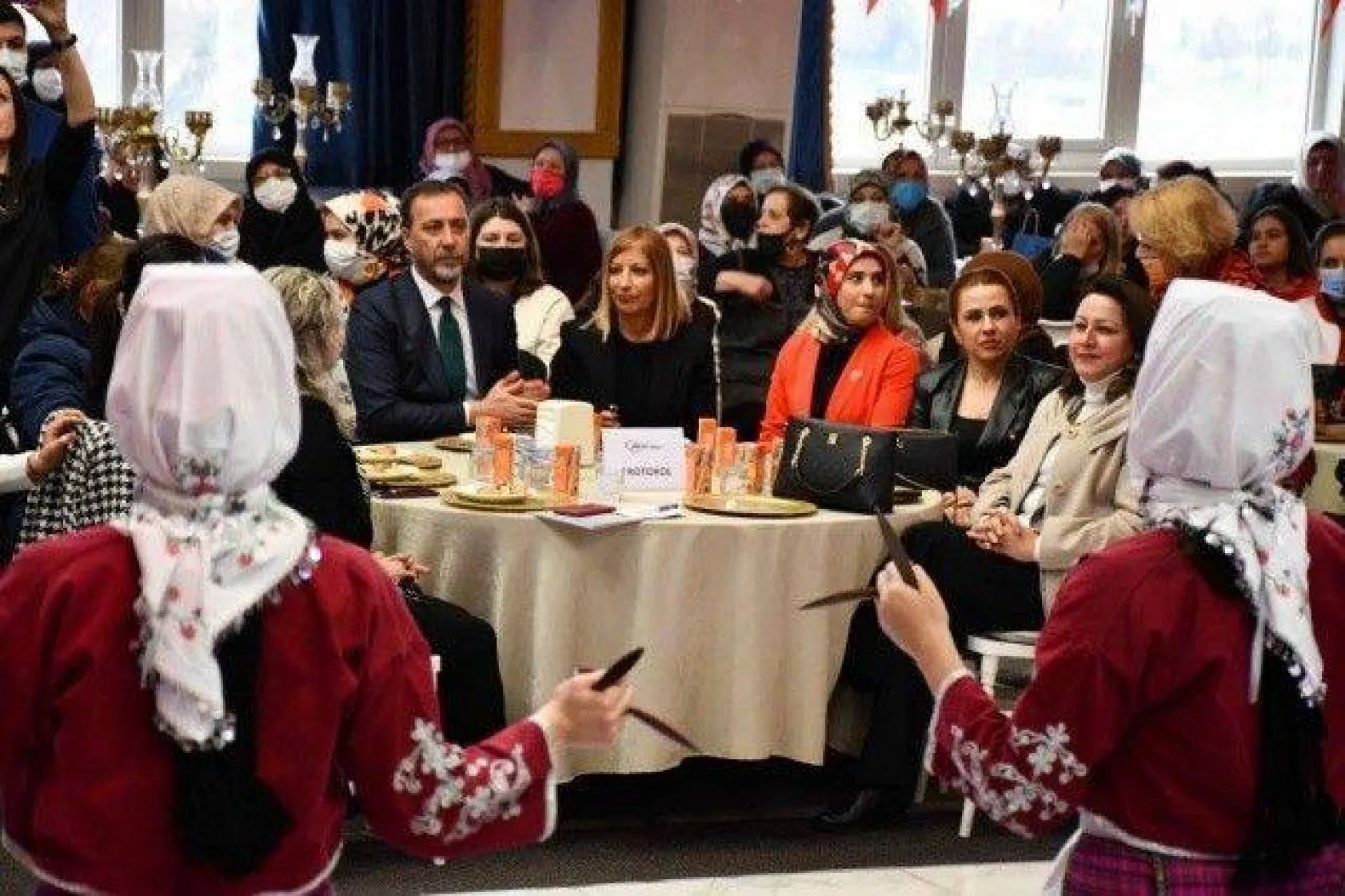 Silivrili Kadınlar Nadide Sultan ile Eğlendi