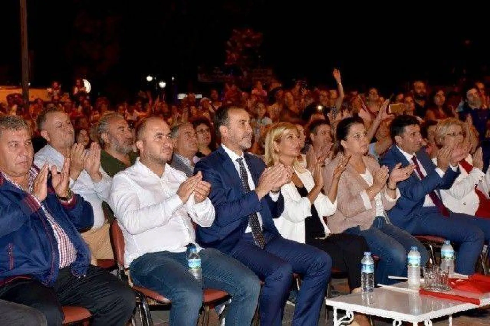 30 Ağustos coşkusu sokaklara taştı