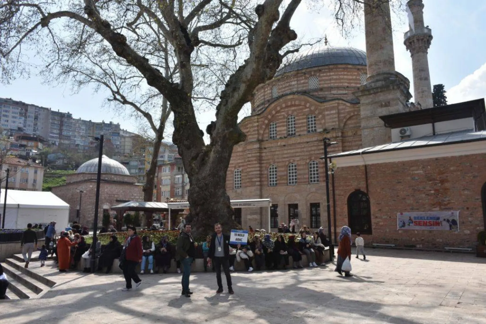 Başkan Yılmaz Bursa'da kadınlarla seslendi: Ant olsun!