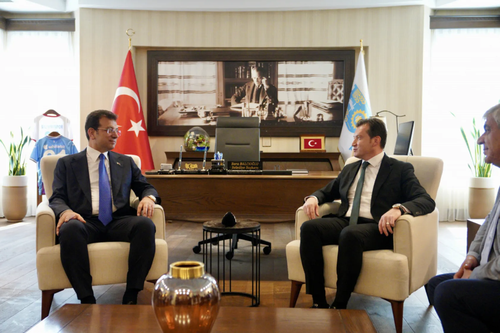 İmamoğlu'ndan Balcıoğlu'na Tebrik Ziyareti