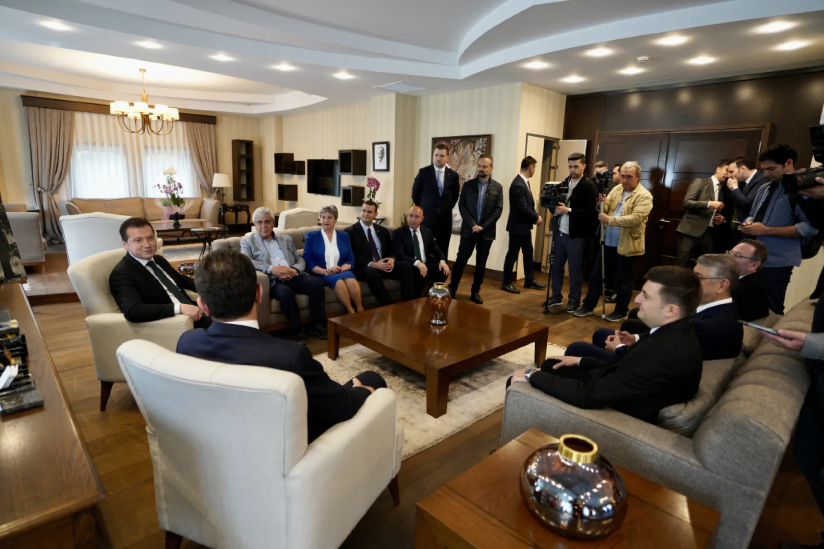 İmamoğlu'ndan Balcıoğlu'na Tebrik Ziyareti