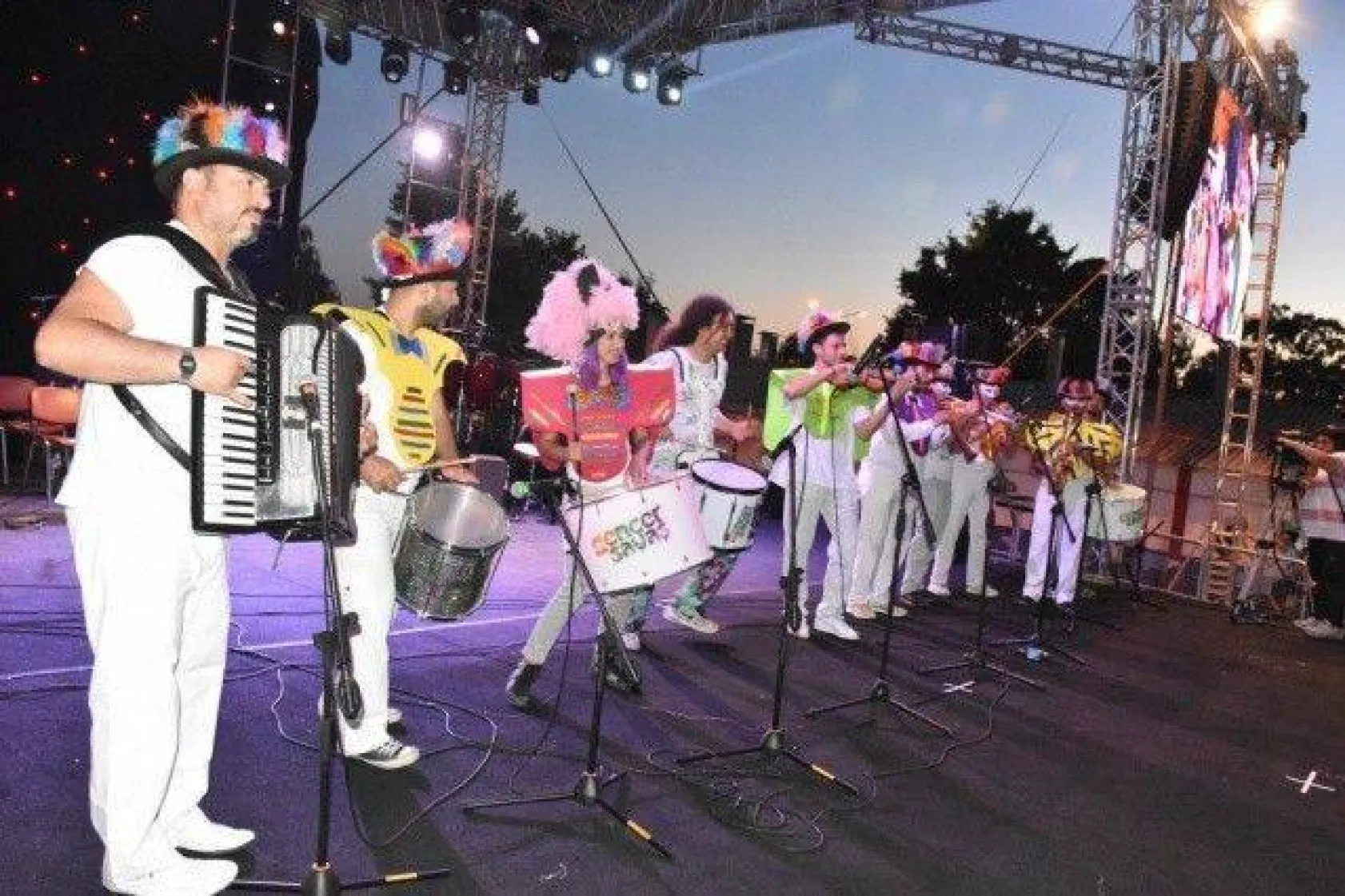 Işıklar 'Festivallerimiz İle Kent Hafızamızı Yaşatıyoruz'