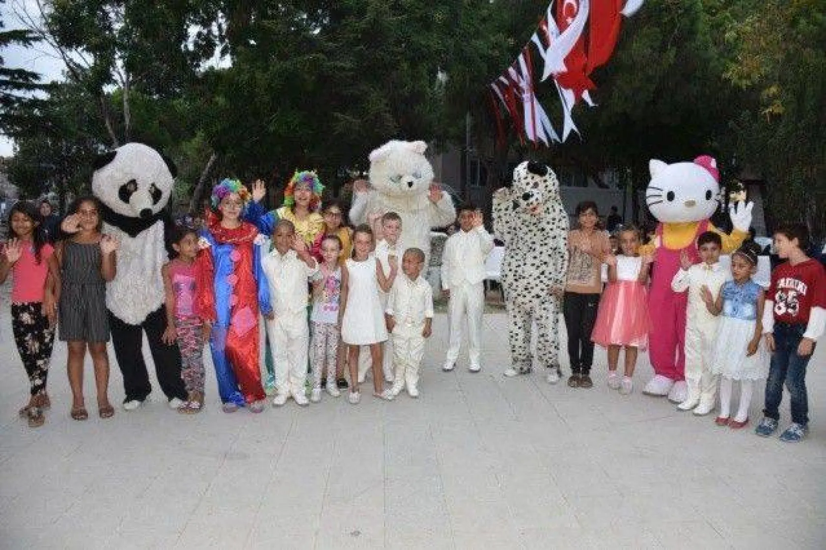 60 Çocuk Erkekliğe İlk Adımlarını Attı