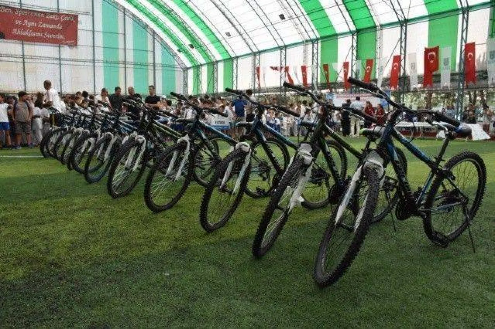 Yaz Spor Okulları Törenle Sona Erdi