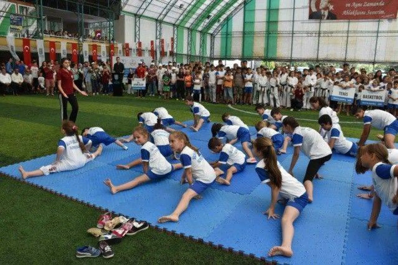 Yaz Spor Okulları Törenle Sona Erdi