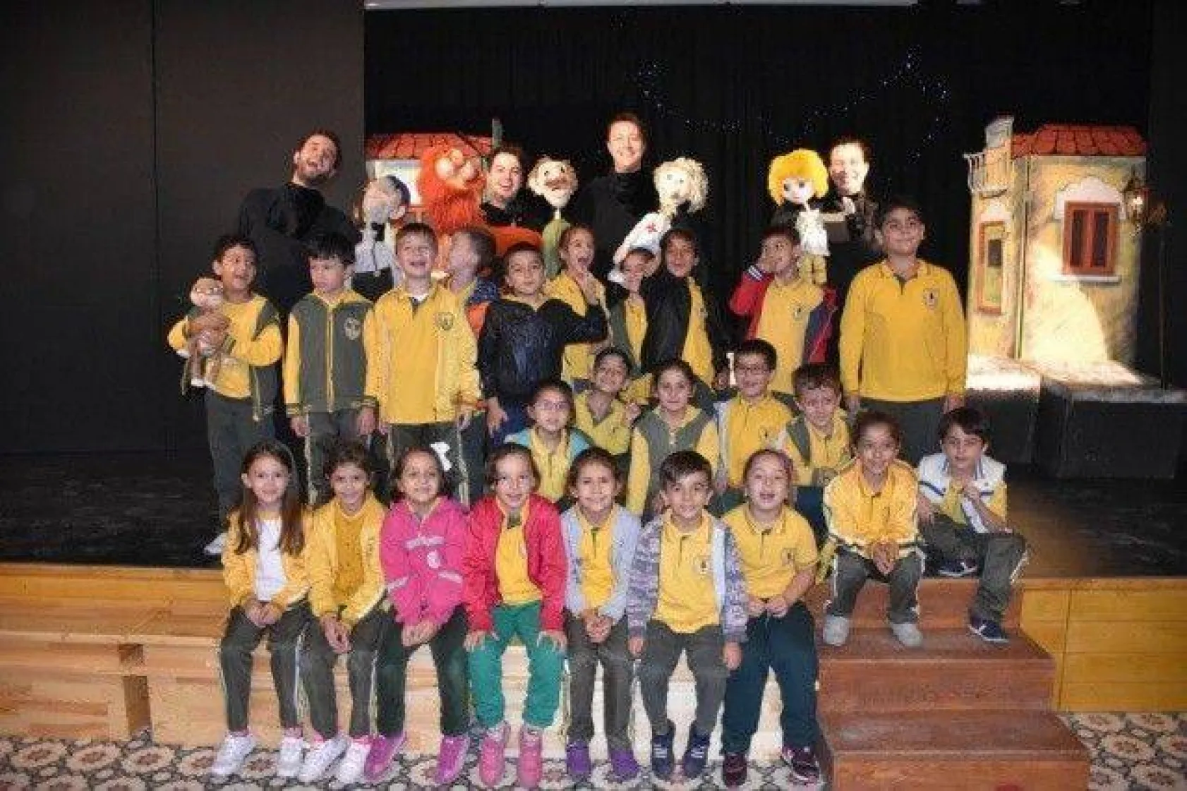 Kukla Tiyatrosu Çok Beğenildi