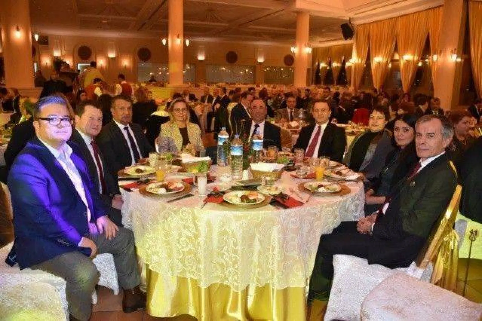 İlçe Protokolü Yemekte Buluştu