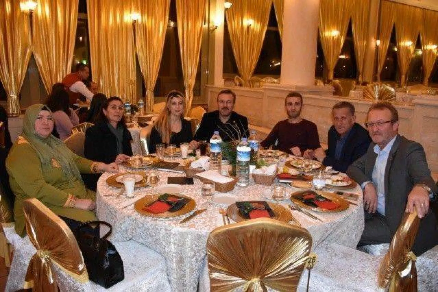 İlçe Protokolü Yemekte Buluştu