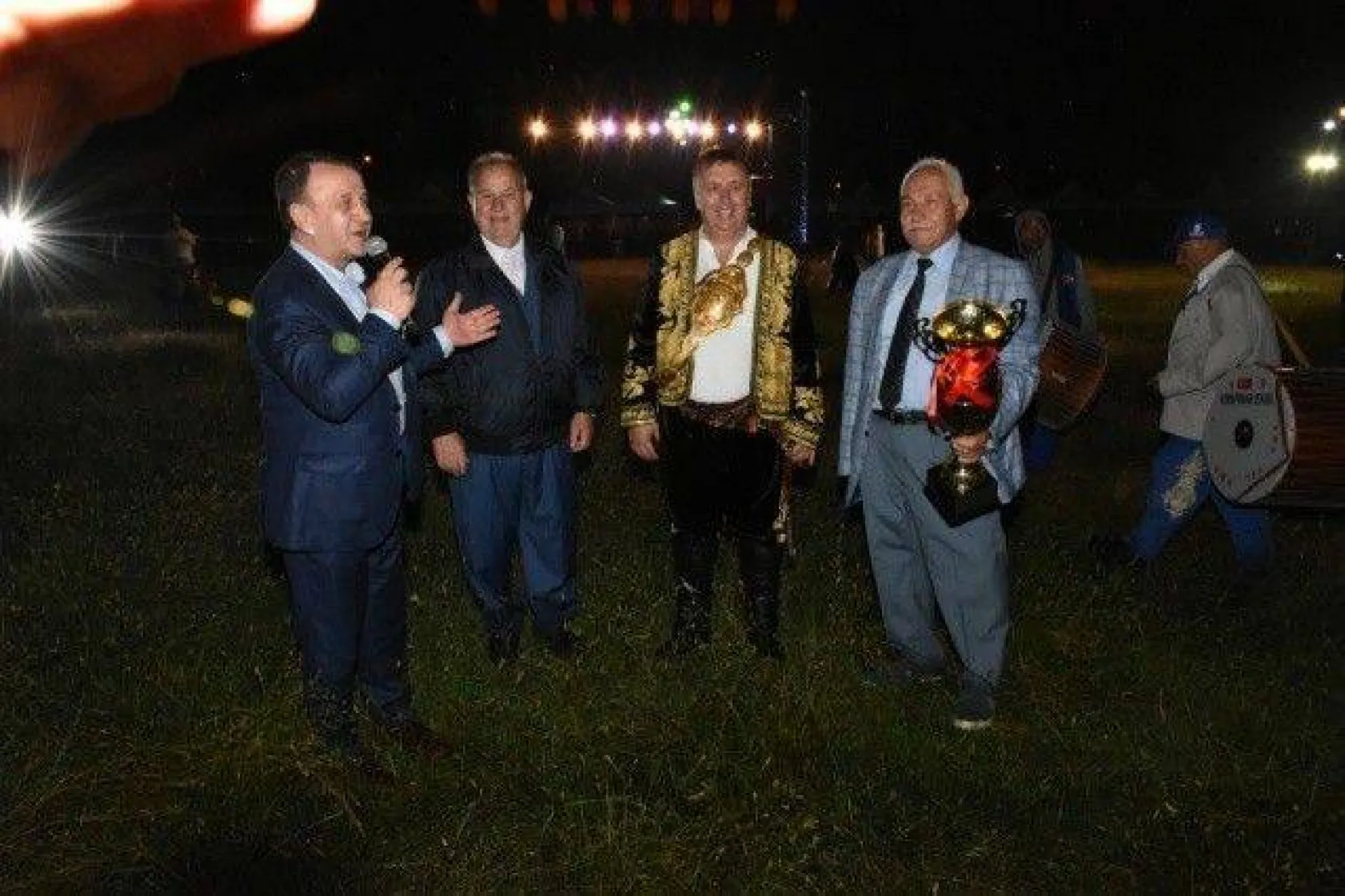 Silivri'de Gece Güreşine Yoğun İlgi