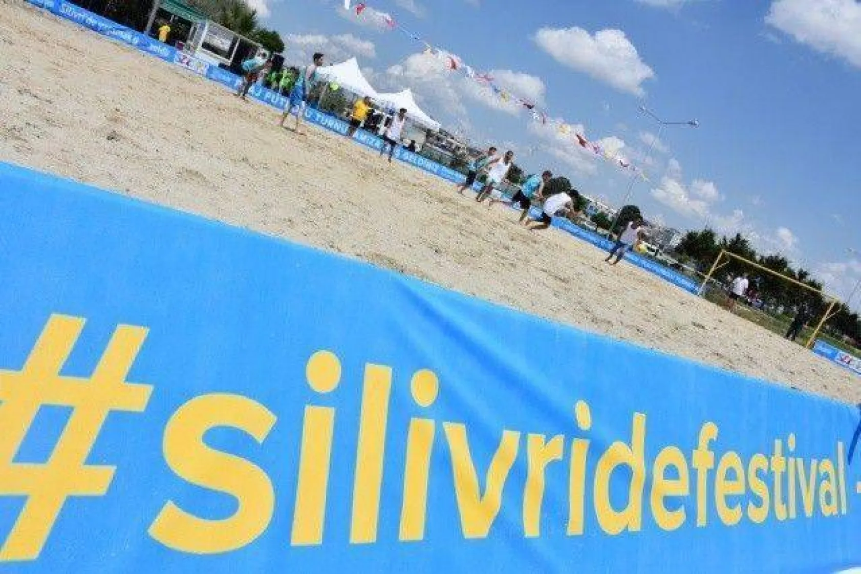 Turnuvalarda Kıyasıya Mücadele Sürüyor