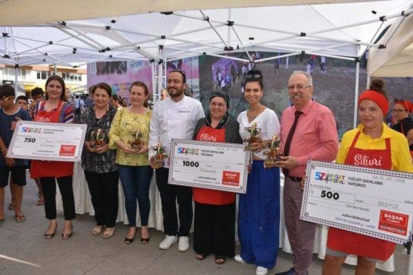 En güzel yoğurt için yarıştılar