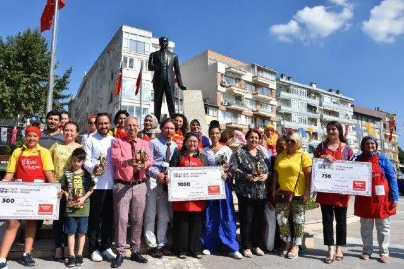 En güzel yoğurt için yarıştılar