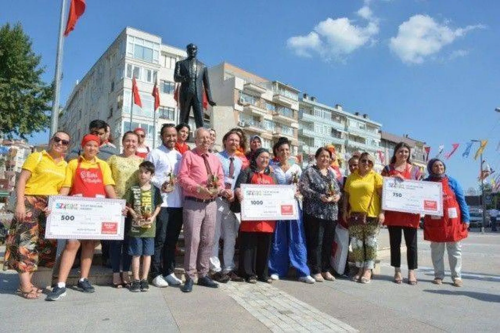 En güzel yoğurt için yarıştılar