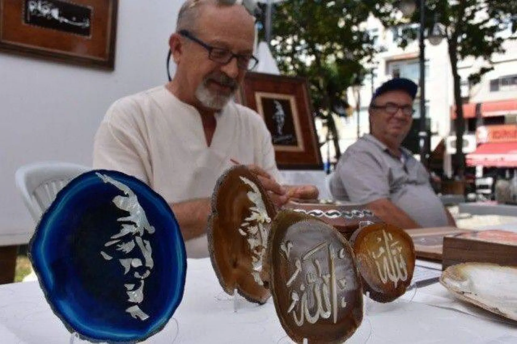 Sergi alanları festivale renk kattı