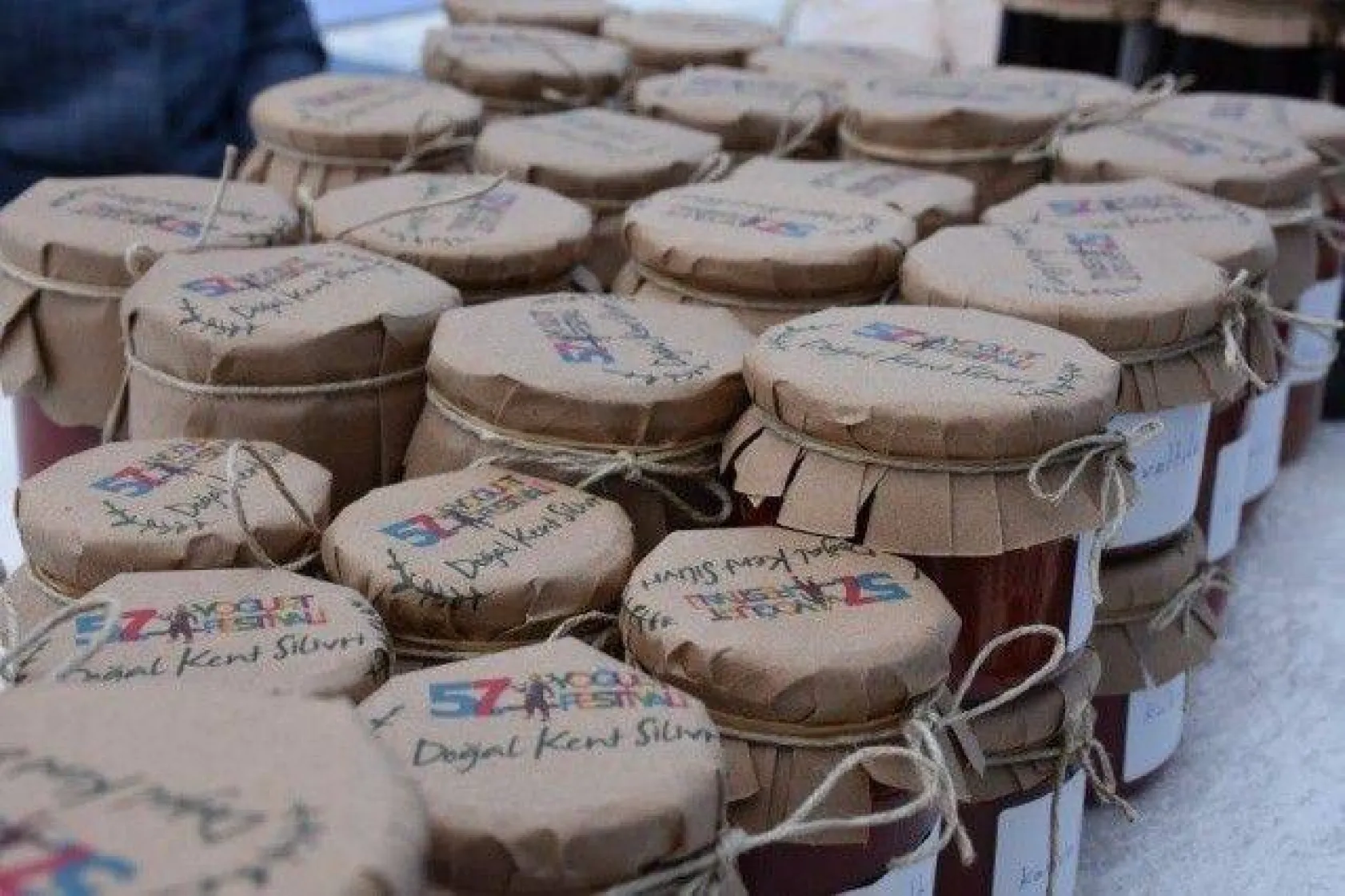 Sergi alanları festivale renk kattı