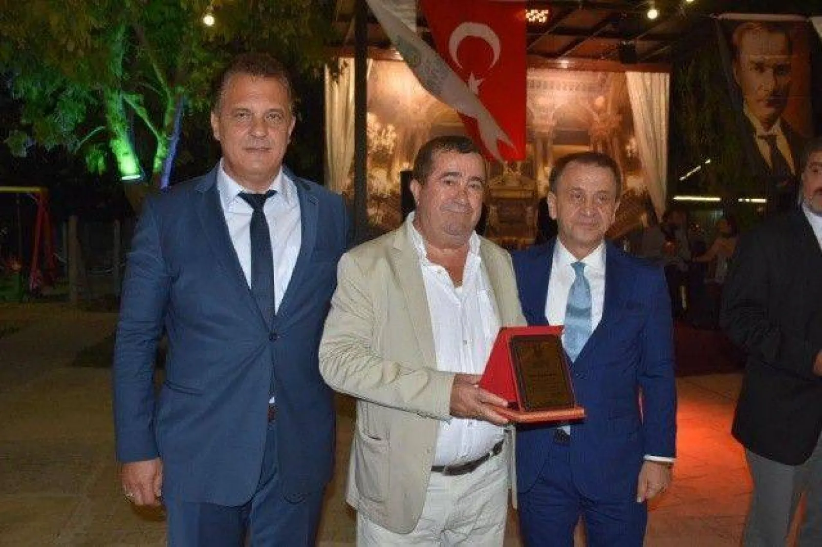 Işıklar Personeliyle Aile Yemeğinde buluştu