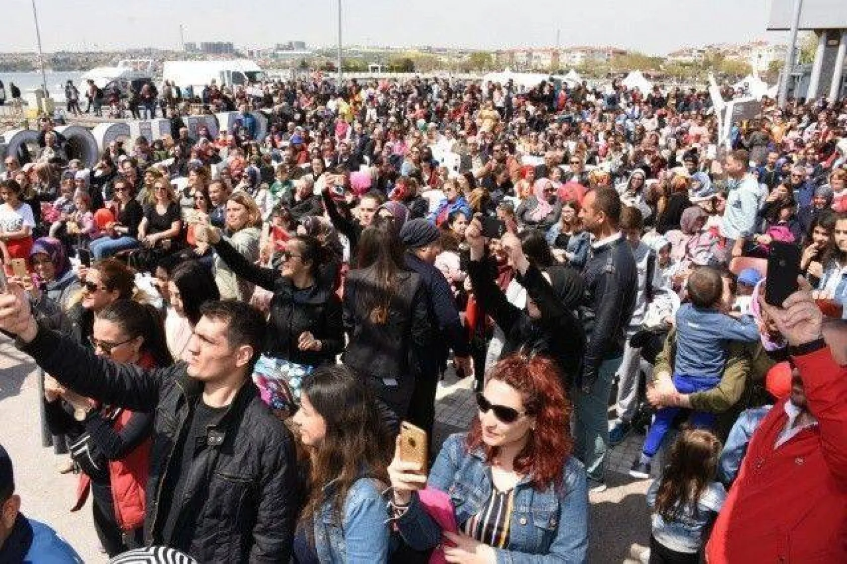 23 Nisan coşku içinde kutlandı