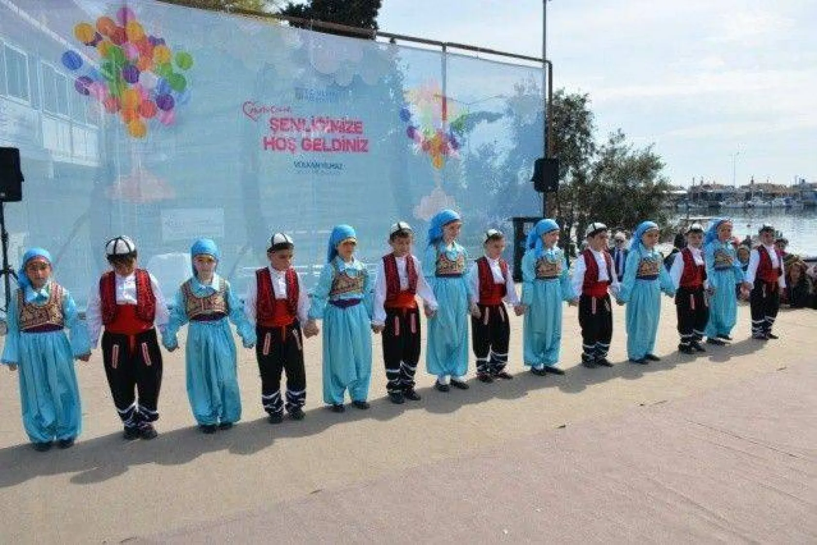 23 Nisan coşku içinde kutlandı