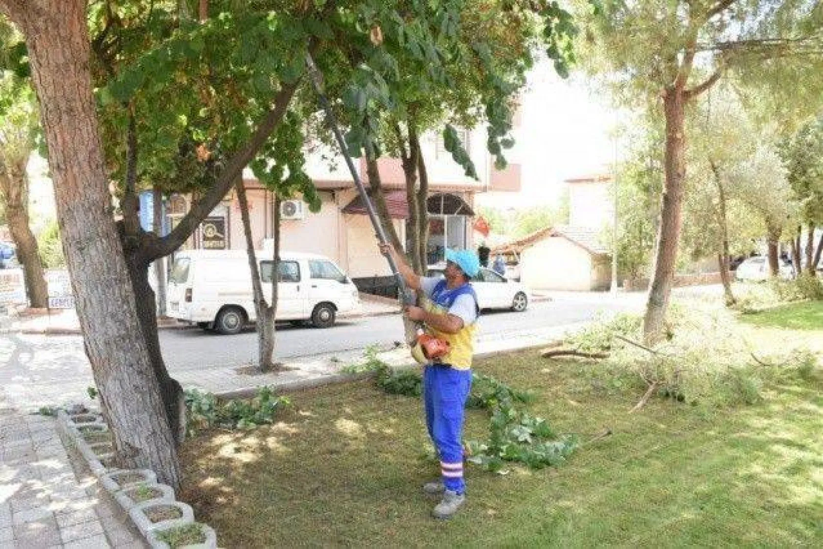 Ekipler Saha Çalışmalarını Sürdürüyor