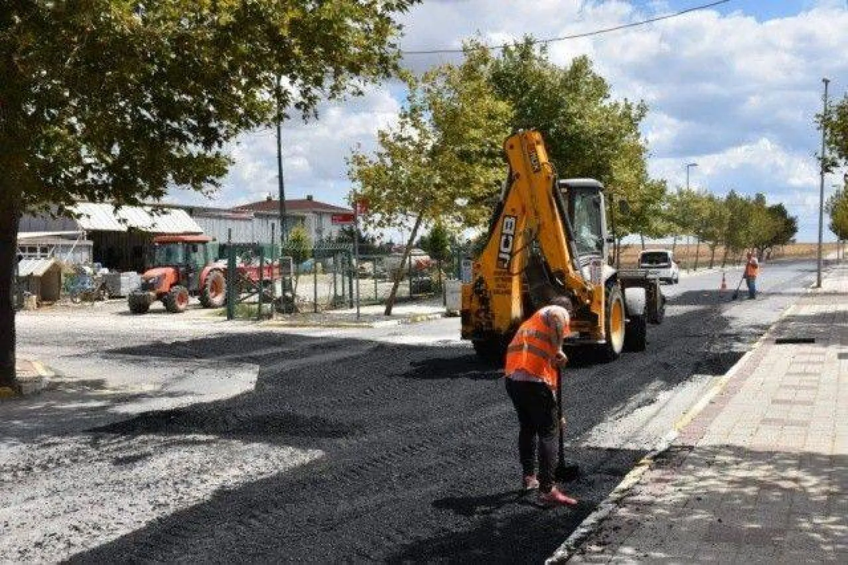 Ekipler Saha Çalışmalarını Sürdürüyor