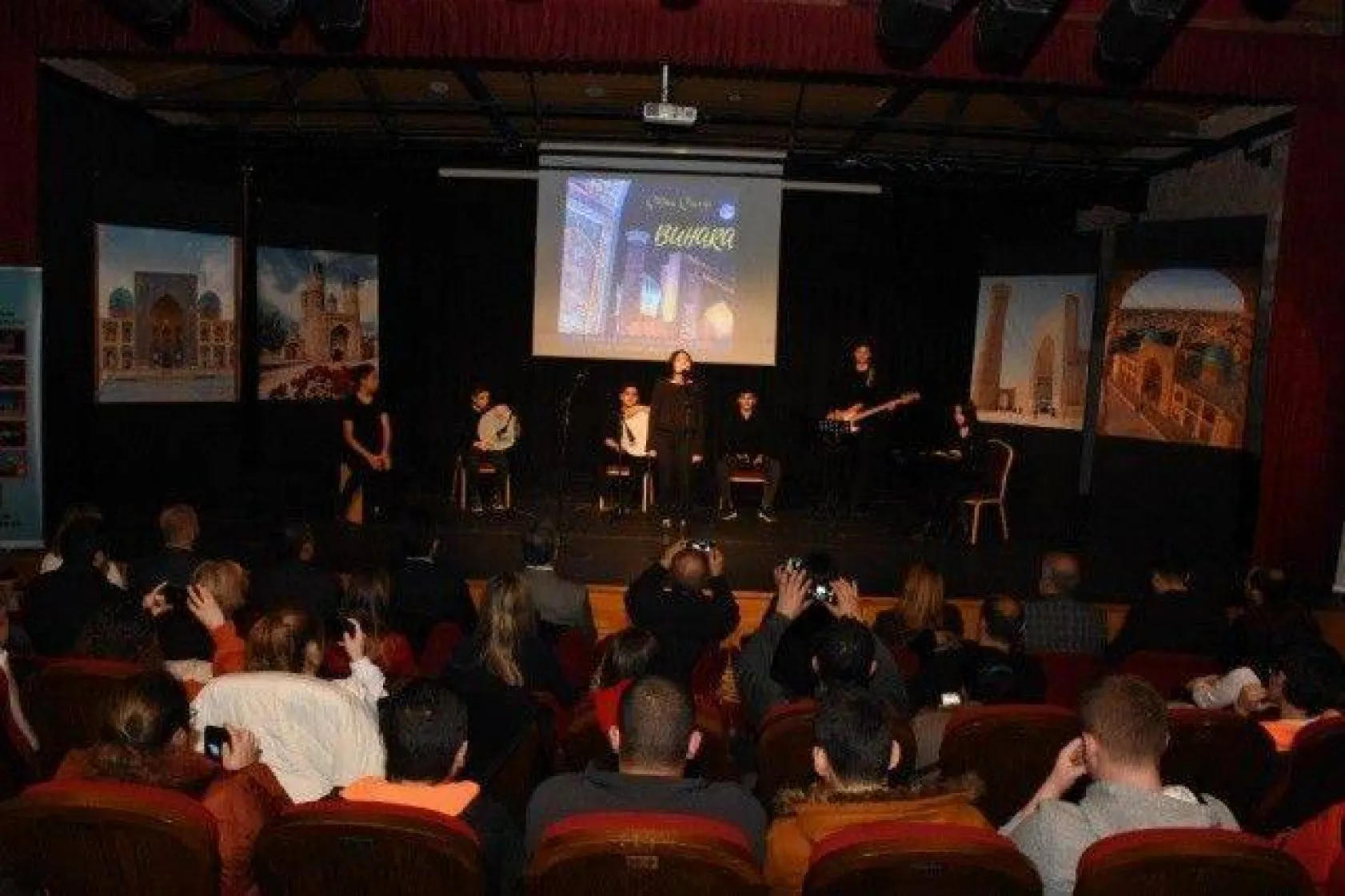 Türam Lisesi Öğrencileri Buhara'yı Tanıttı