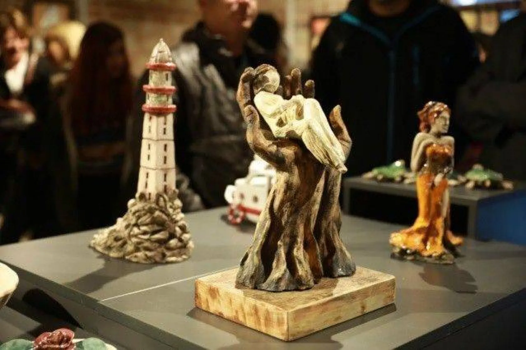 'Toprak ve Camdan Hikâyeler' Sergisi Açıldı