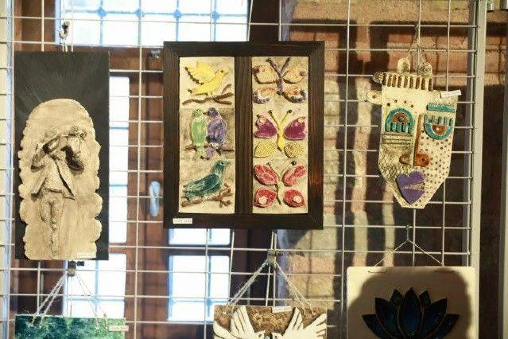 'Toprak ve Camdan Hikâyeler' Sergisi Açıldı