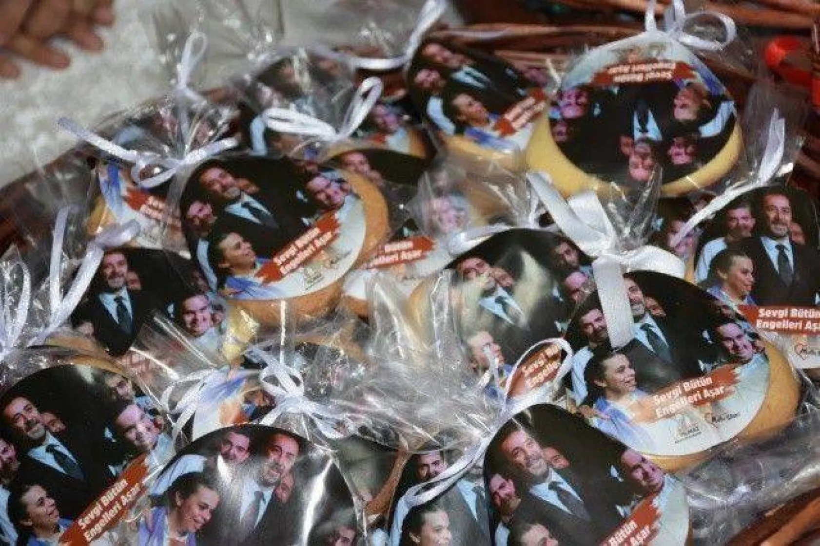 Özel Çocuklar Sevgi Kurabiyesi İkram Etti