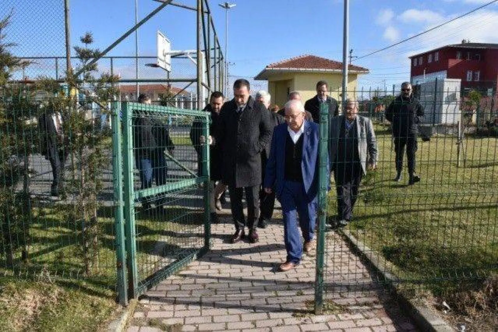 Sayalar'a Sağlık Evi, Çayırdere'ye Mahalle Evi