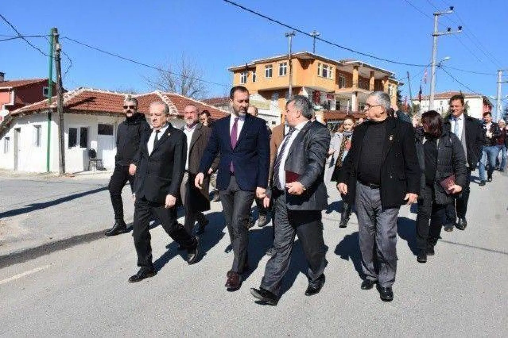 Sayalar'a Sağlık Evi, Çayırdere'ye Mahalle Evi