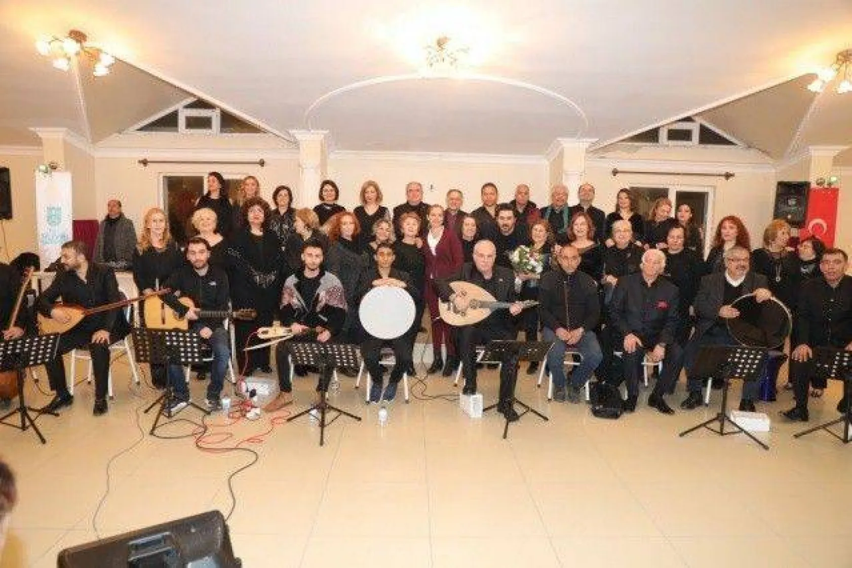 Kadıköy'de Türk Halk Müziği Konseri